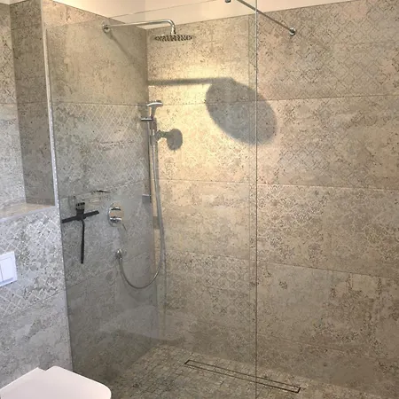 Stadtnest - Dachterrassenappartement * Graz